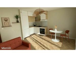 Apparemment T2-38m2- balcon