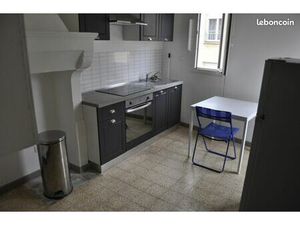 P2  rue Fénelon  proche gare et arènes