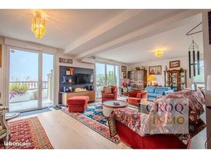 Coup de coeur  appartement de 115m² avec terrasse de 32m² + 2 parkings en s/sol