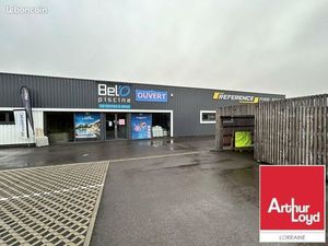 Local commercial 312 m²