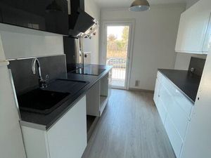 Toulon EST proche Mourillon T3 rénové 56 m2