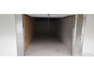 Garage/box 15 m² Chateaubourg