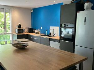 ? À louer – Appartement T3 meublé 82 m² – Dernier étage – Annecy (proche autoroute)■*2 cha