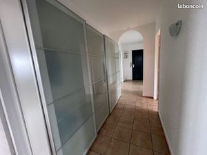 Appartement  cave et garage