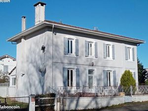 Maison de village 119 m² avec dépendance 50 m² – extérieur – fort potentiel