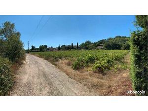 Terrain 220 m² Villelaure