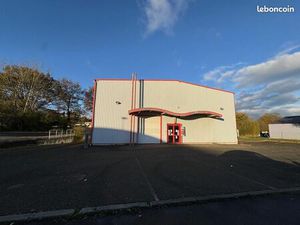 Local industriel 661 m²