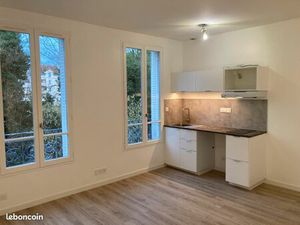 Appartement F1 24 m² -proximité Gare RER