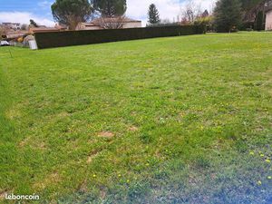 Terrain 302 m² Villelaure