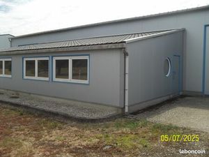 LOCAL de STOCKAGE 36m2 a LOUER