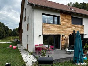 Maison mitoyenne récente de 135m2 - exposition sud-ouest