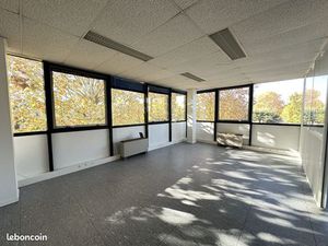 Bureaux 55 m² Labège
