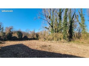 Terrain 1 820 m² Ocquerre