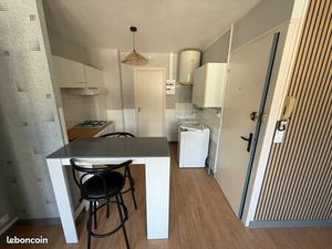 Studio 1 pièce 23 m²
