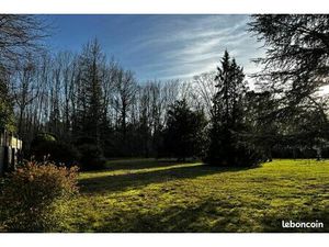 Terrain 1 300 m² Cestas