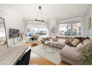 Rez-de-chaussée 1 chambre + bureau très lumineux !