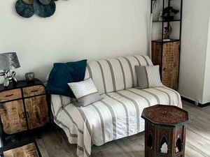 Petit havre de paix F1 au centre ville à 2 mn de la plage