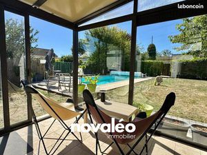 Propriété 6 pièces 135 m²