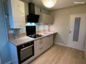 Loue Location Appartement T3 non meublé- Laval