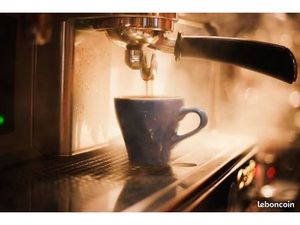 Bar / Glacier - Pied du Ventoux