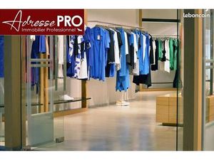 Local commercial 135 m²