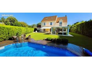 Maison 8 pièces 224 m²