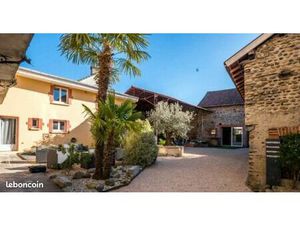 Maison 7 pièces 197 m²