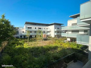 Studio 1 pièce 38 m²