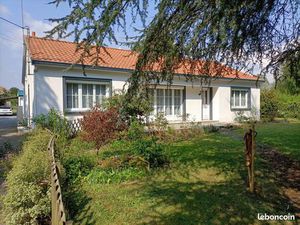 Maison a venrde avec dependance de 100 m2