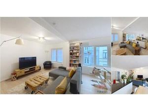 Triplex à louer avec terrasse et 2 chambres   Ixelles (VBD71444)