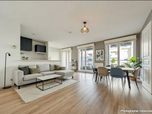 Vente appartement 2 pièces 52 m² Bordeaux (33300)