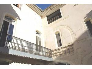 Vente maison 19 pièces 365 m² Pont-Saint-Esprit (30130)