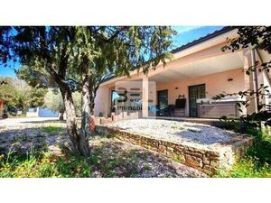 Vente maison 5 pièces 148 m² Alès (30100)