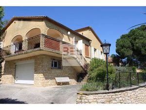 Vente maison 10 pièces 228 m² Bagnols-sur-Cèze (30200)