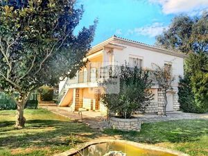 Vente maison 4 pièces 120 m² Bagnols-sur-Cèze (30200)