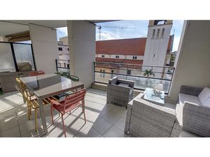 À VENDRE 3 pièces avec grande terrasse plein sud Cagnes