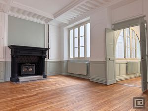 Appartement de prestige haussmannien coeur de ville