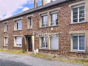 Immeuble de rapport à Cérences 2 appartements lumineux san