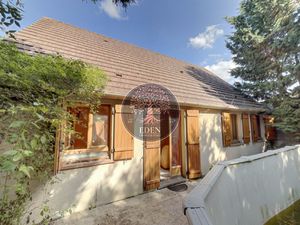 Maison de Plain Pied  Proche N12  Commerces et écoles