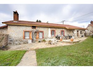 Maison en pierre pleine de charme 4 chambres Saint-Junien