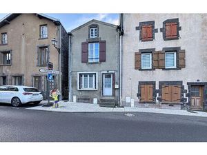 Maison Volvic m² T-4 à vendre  110 000 €