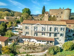 Prestigieux immeuble de rapport en vente à Les Salles-du-Gardon  Occitanie