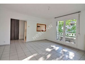 APPART - 1 CHAMBRE - BALCON - GARAGE - MONPLAISIR - LYON 8