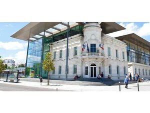 Vente commerce 3 pièces 93 m² Mérignac (33700)