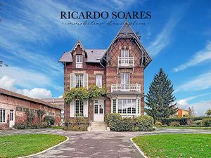 Vente maison 10 pièces 219 m² Senlis (60300)