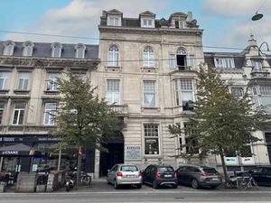 Lichtrijke studio aan station Gent Sint-Pieters