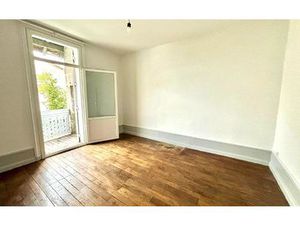 Location appartement  m² T-4 à Périgueux  700 €