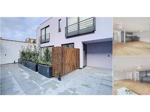 Maison à louer avec terrasse et jardin   Uccle (VBD71520)
