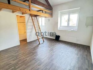 Location Appartement T1 à La Roche-Sur-Yon Centre Ville (85000) : à louer T1 / 27m² La Roc