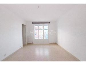 3 Pieces 55 M² Balcons Parking